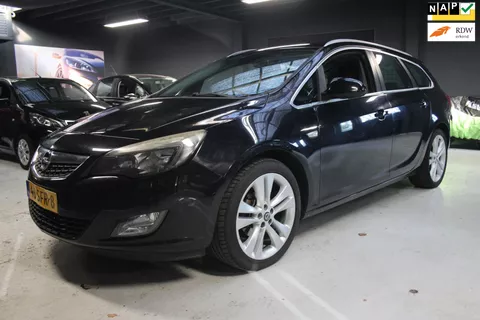 Opel Astra Sports Tourer 1.4 Turbo Sport