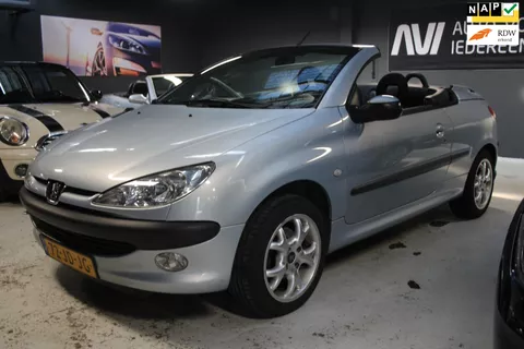 Peugeot 206 CC 1.6-16V / APK / zeer netjes / dak werkt!