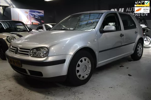 Volkswagen Golf 1.6-16V Trendline / nieuwe apk / nap / airco